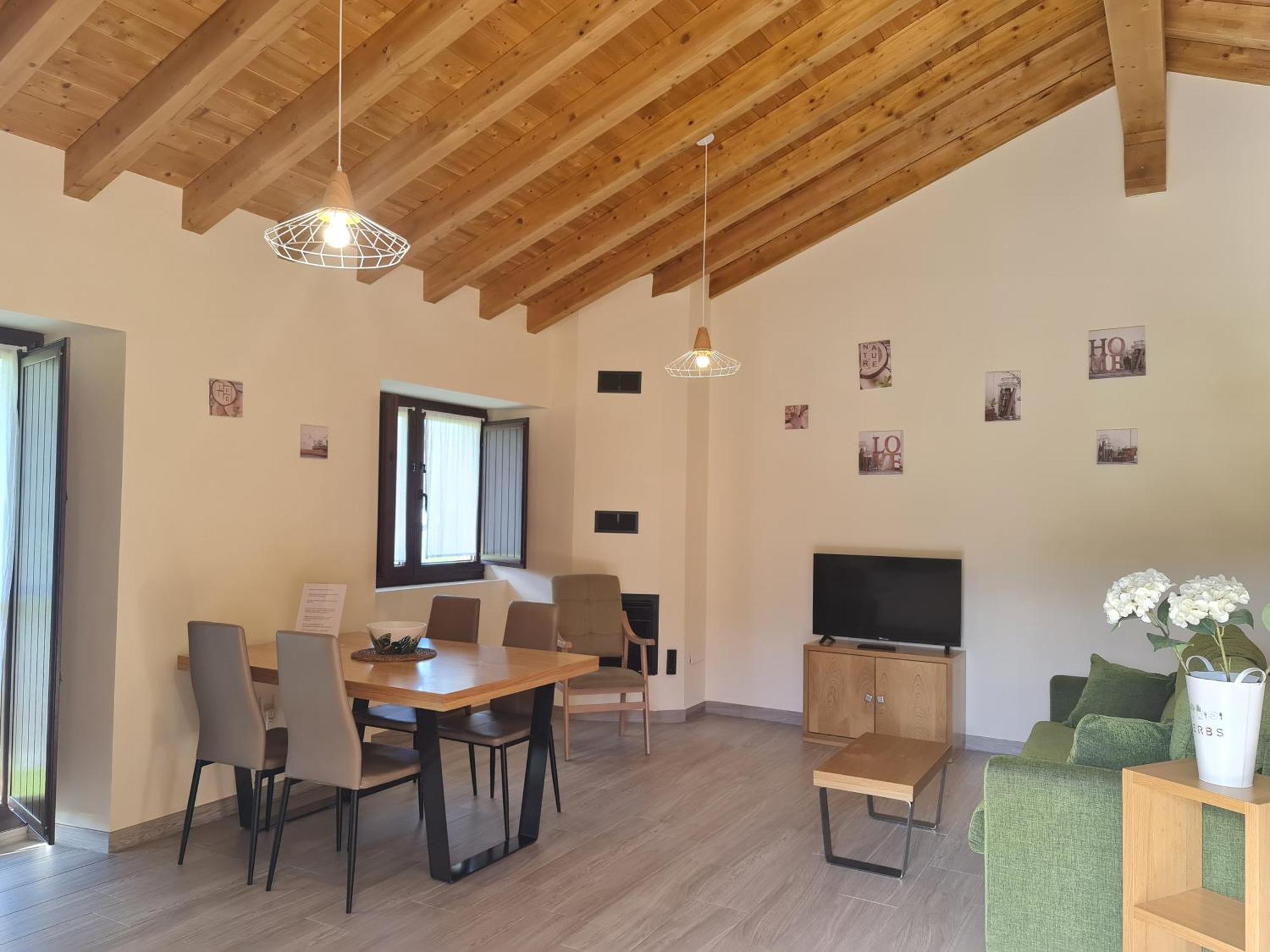 Hostal Complejo Rural El Cerradón Alceda Exterior foto